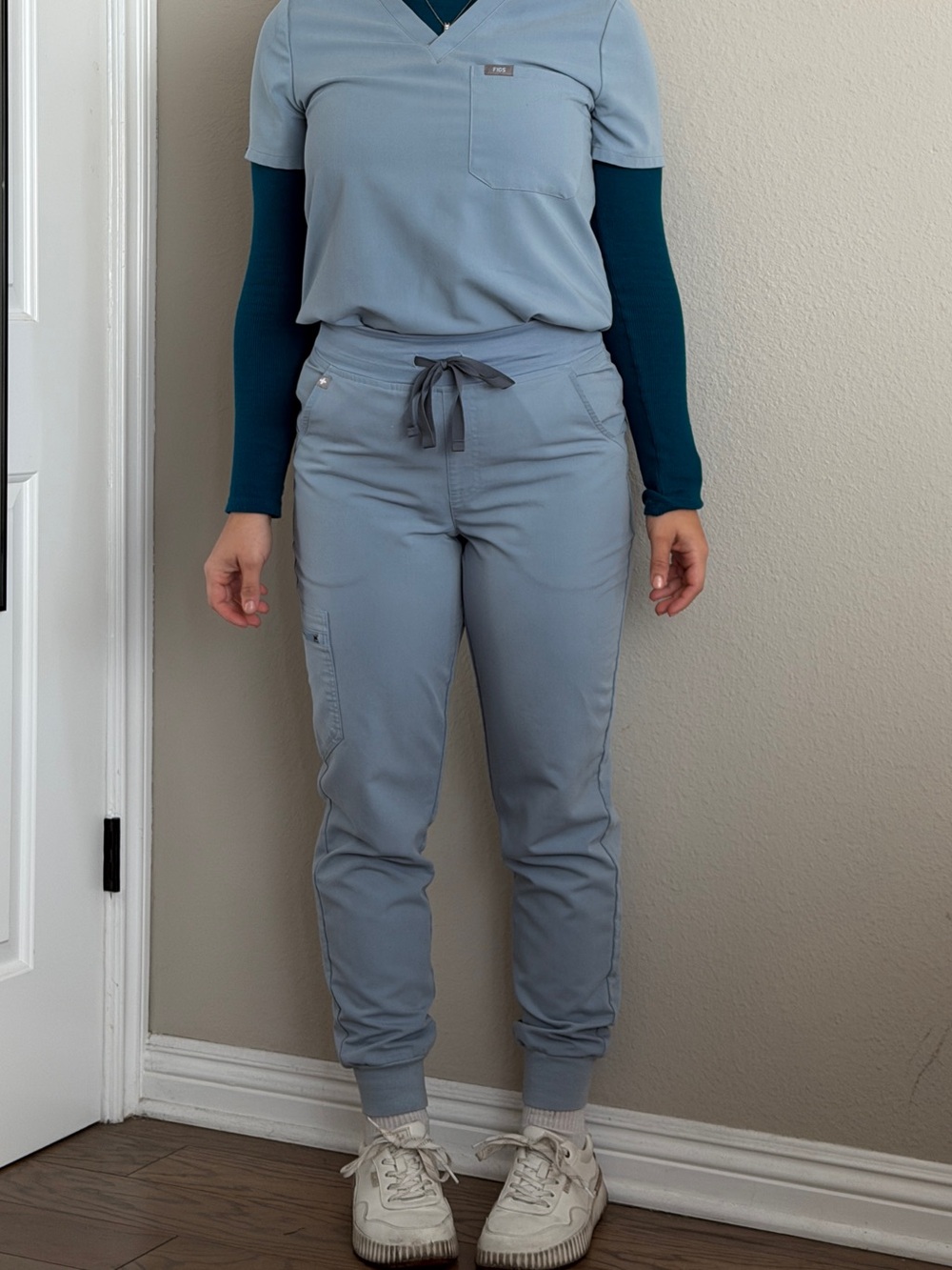 FIGS Dusty Blue Scrub Set - Top & Jogger Pants - Picture 8 of 9